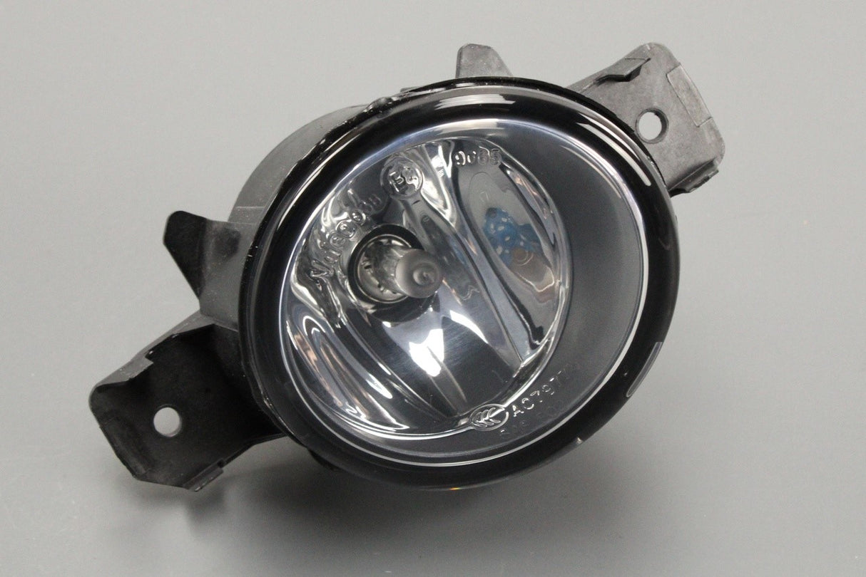 Vauxhall Movano B 2010-on front fog light lamp (right) 93197457