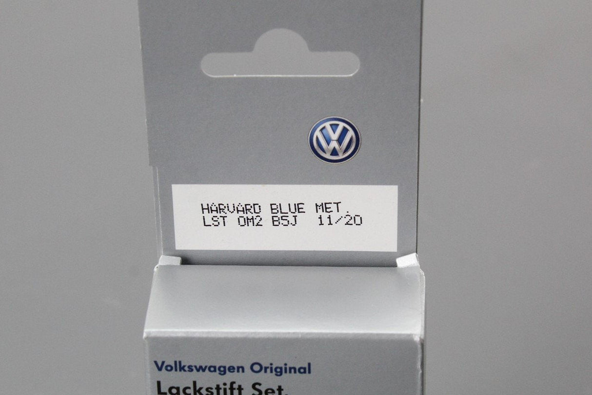 VW touch up paint set x2 9ml Harvard Blue Passat B8 LB5J LST0M2B5J