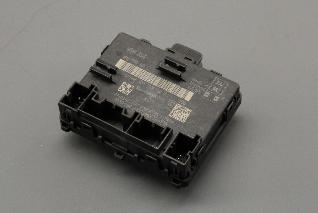 Audi A7 A8 VW Touareg rear door control unit 4M1959795C