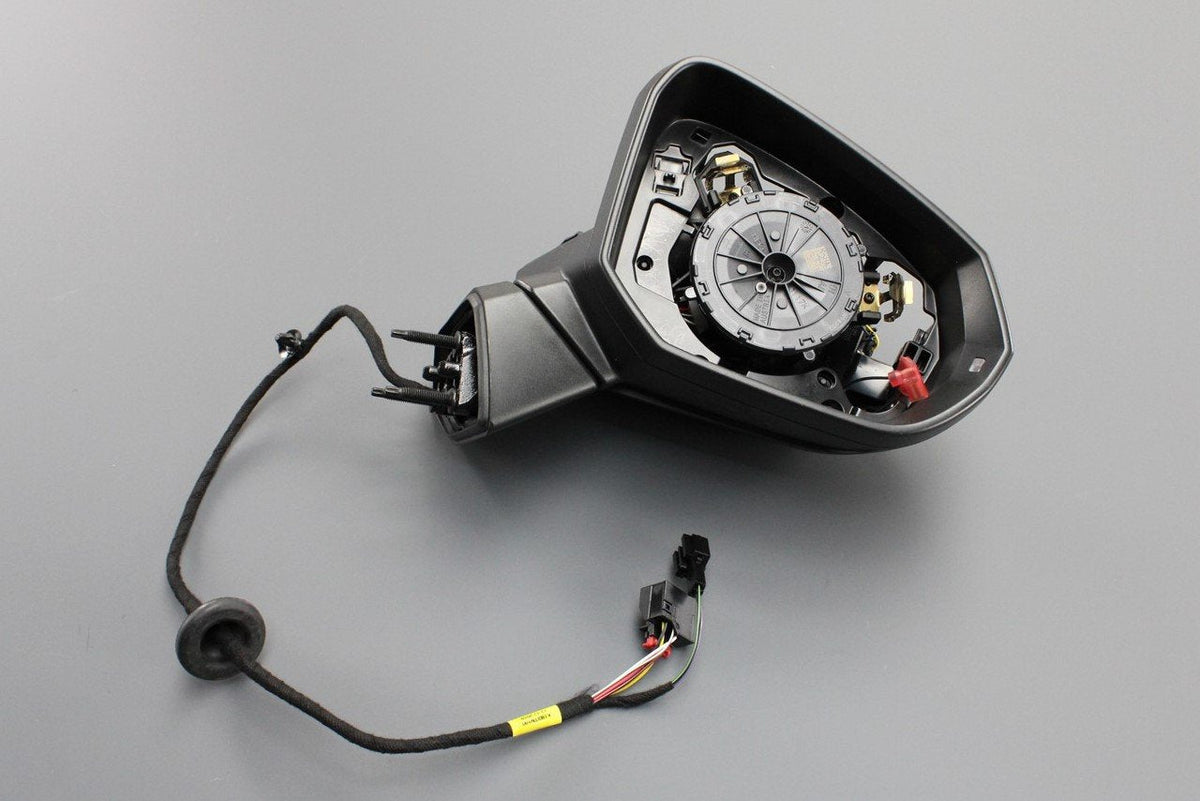 Audi Q2 17-on electric front wing mirror housing (right) 81C857410B 9B9, view 1