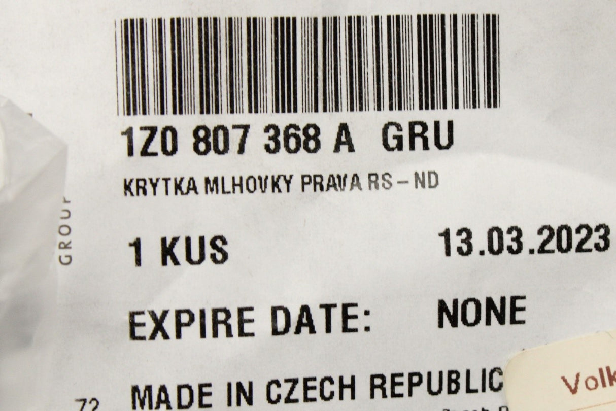 Skoda Octavia 1Z 2004-2013 front fog light cover (right) 1Z0807368A GRU