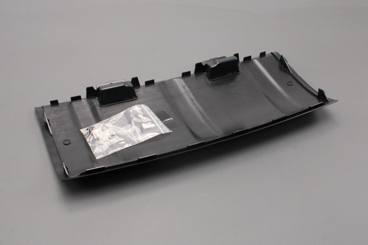 Audi Q7 S-Line 2007-2009 rear bumper towbar trim (centre) 4L0807819E