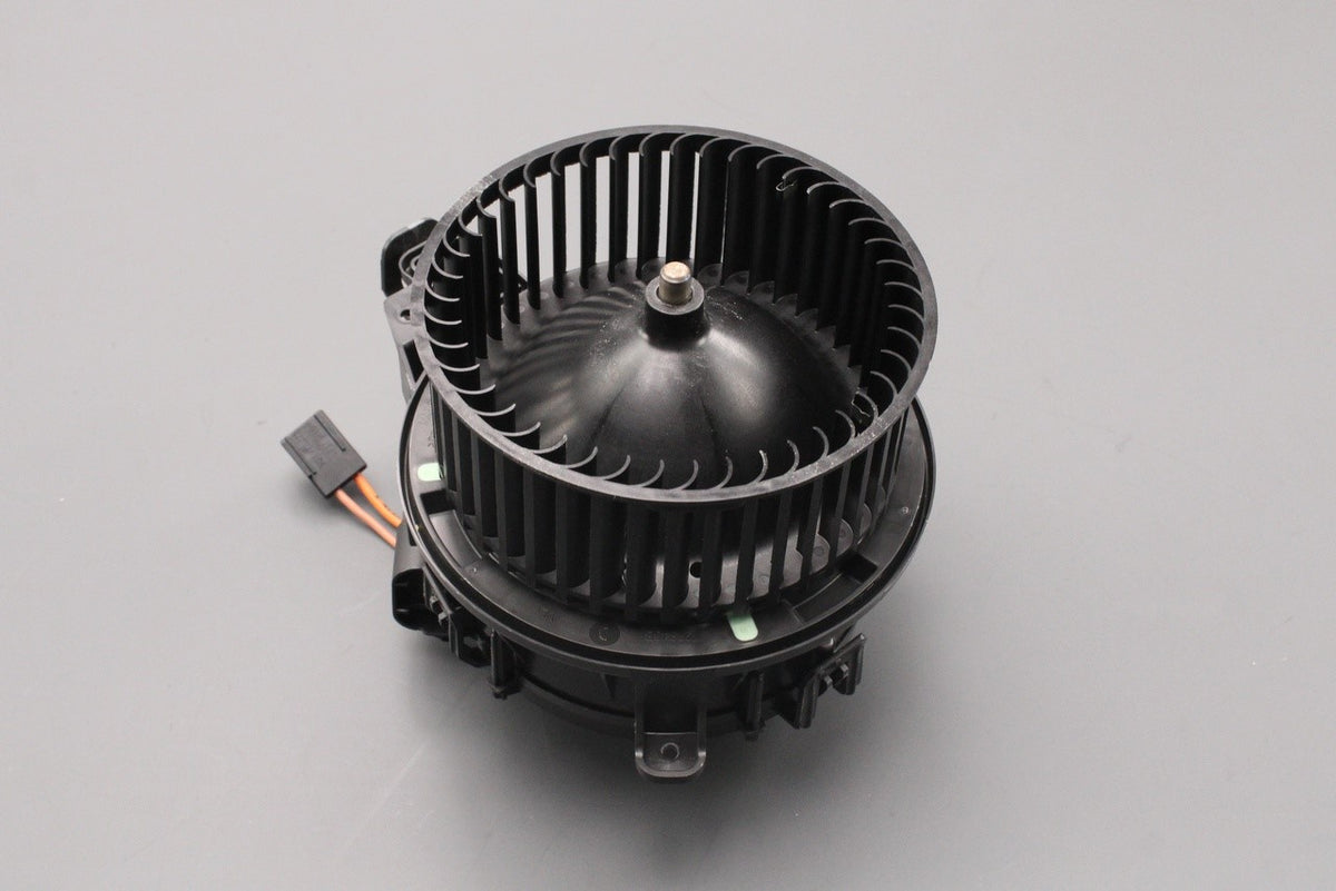 Audi A1 Skoda Kamiq Scala Fabia 19-on heater blower fan motor 2Q2820021A, view 1