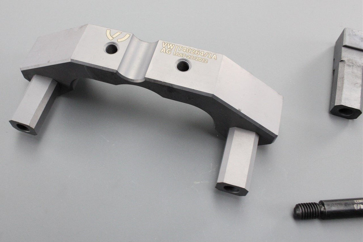 VW Touareg 2018-on 3.0 TFSI camshaft clamp tool (T40264) V03839111EJ