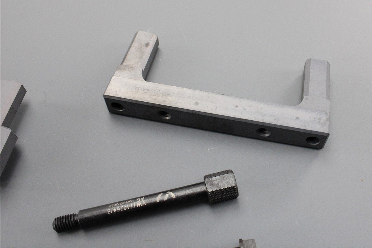 VW Touareg 2018-on 3.0 TFSI camshaft clamp tool (T40264) V03839111EJ