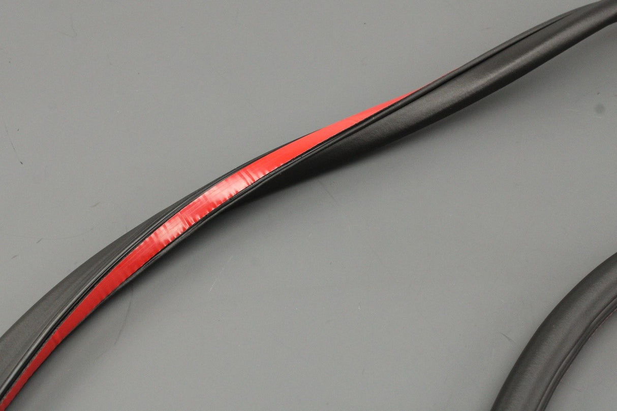 VW Tiguan SEAT Tarraco front outer door seal (right) 5NA837702A 5AP