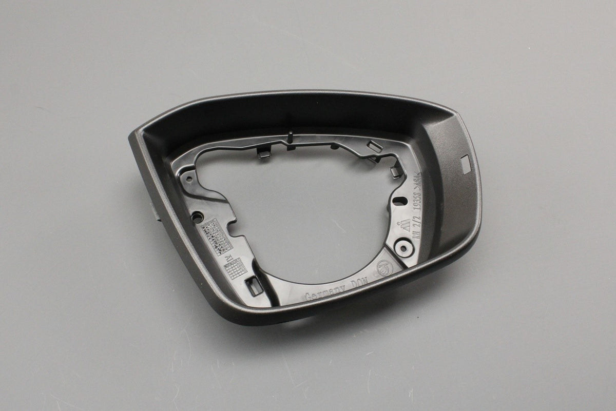 Skoda Octavia 5E 2013-20 wing mirror surround trim (right) 5E0857532, view 1