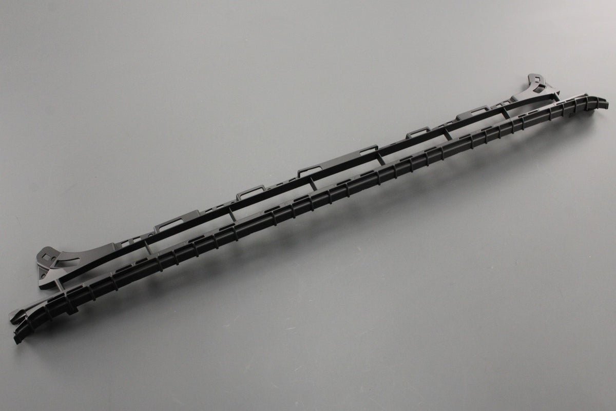 Audi A8 D5 2018-on front bumper lower grille (black) 4N0807697C 3FZ, view 1