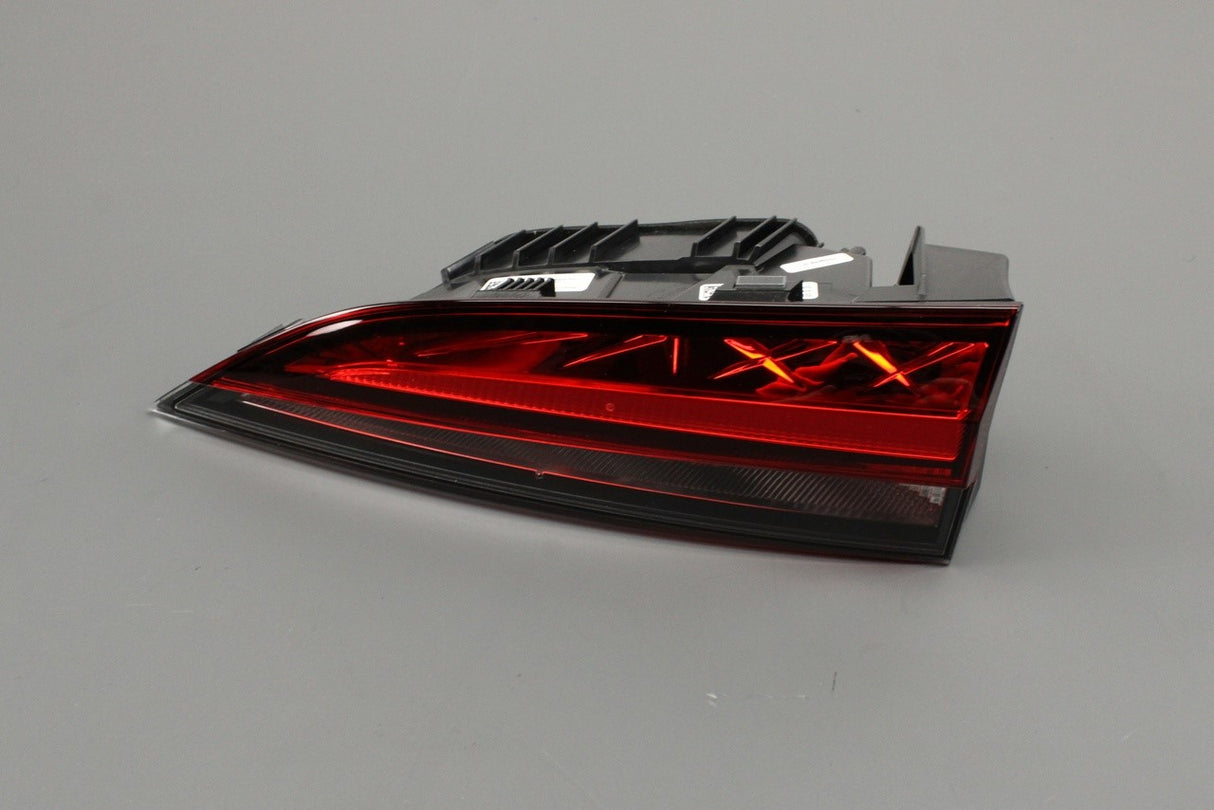 Skoda Kamiq Scala 2019-on tail light (inner right) 657945094
