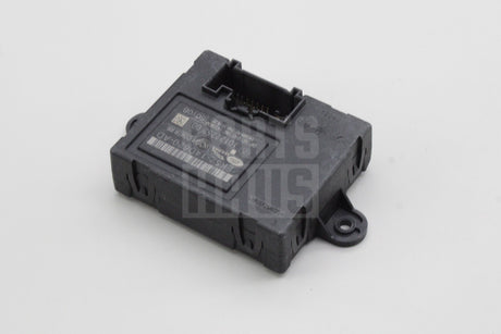Range Rover 2013-22 Range Rover Sport rear door control module LR072198