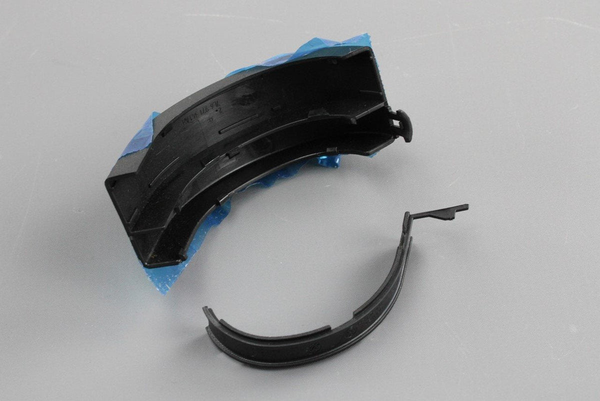 VW Touareg 7L 2003-10 tailgate boot lid cable guide (right) 7L6971341AL, view 1