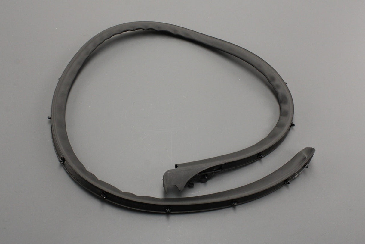 VW Golf MK7 MK7.5 2013-20 rear outer door seal (left) 5G6839699D