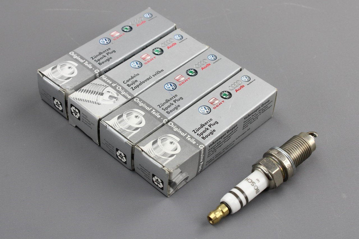 VW Golf MK4 Bora SEAT Leon Toledo 1.6 AZD BCB spark plugs x4 101905601
