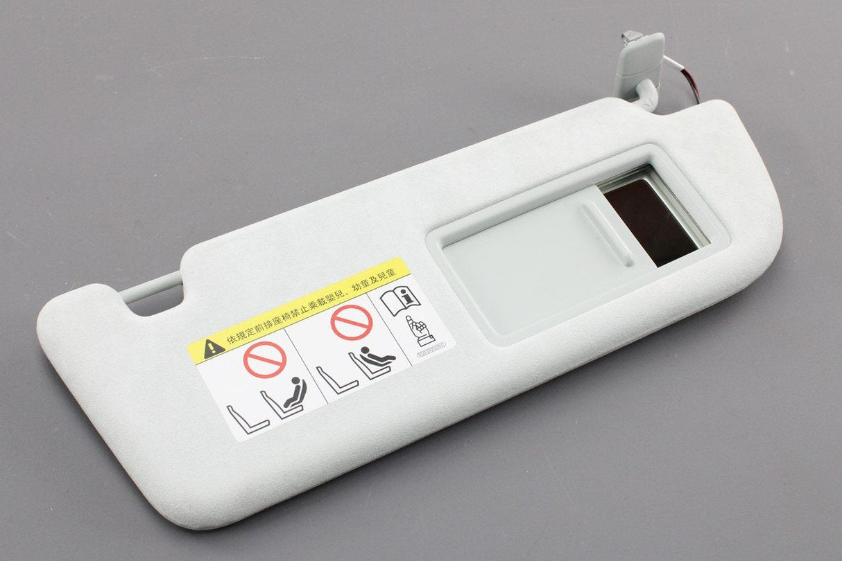 Audi A6 A7 A8 illuminated sun visor pastel silver (right) 4N0857552L 2OA