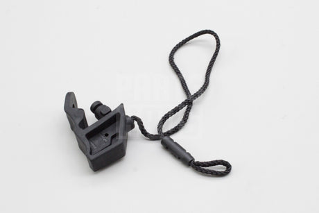 Audi Q2 2017-on parcel shelf strap (right) 81A867668