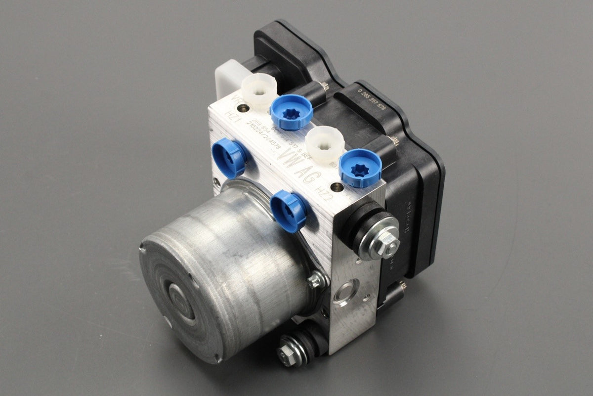 Audi A1 8X 2015-18 ABS control unit pump 6C0614517S BEF, view 1