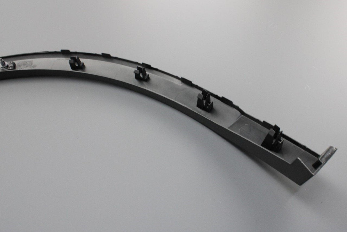 VW Tiguan Allspace SEAT wheel arch trim (Rear right) 5NN854820A 9B9