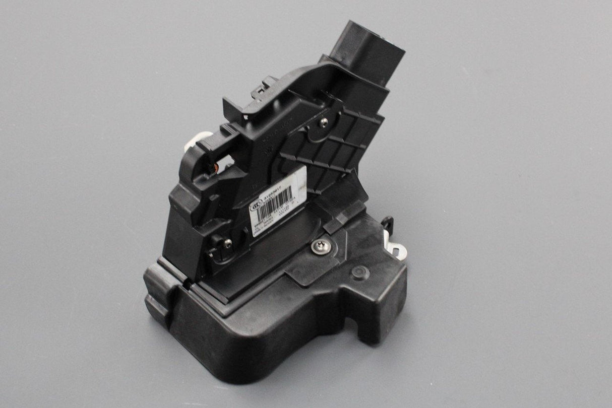 Volvo S40 rear door lock (right) 31253917