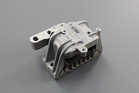 VW Golf Audi A3 Skoda Superb SEAT Leon engine mount (right) 1K0199262AS