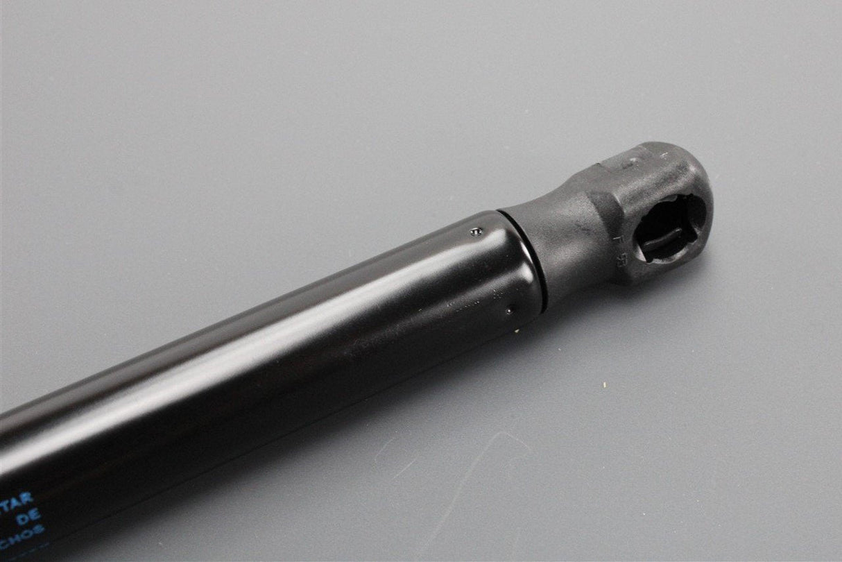 SEAT Leon 1P 2006-2010 hatchback gas boot strut (rear) 1P0827550A