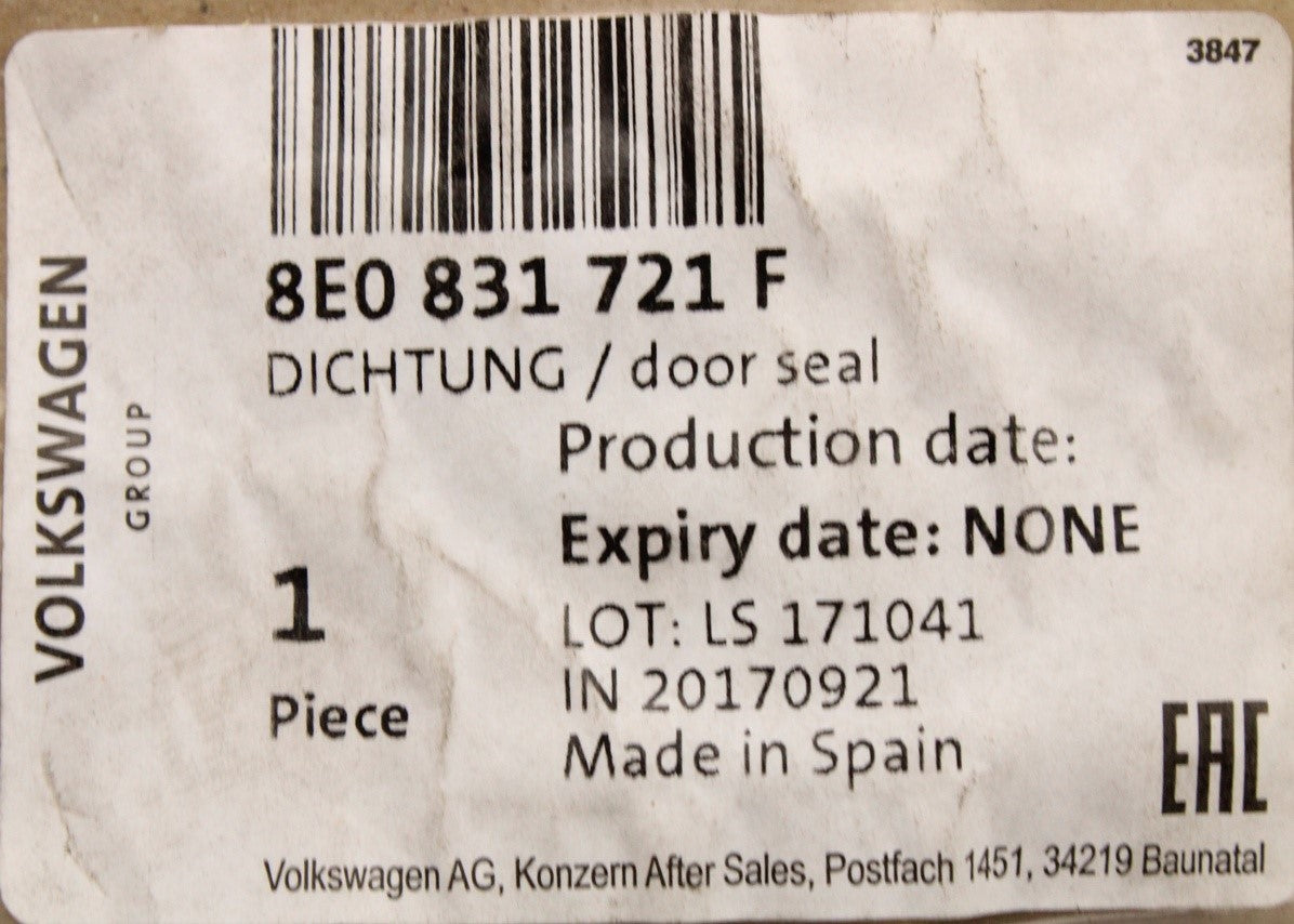 Audi A4 S4 RS4 01-08 SEAT Exeo 09-14 inner door seal (front) 8E0831721F