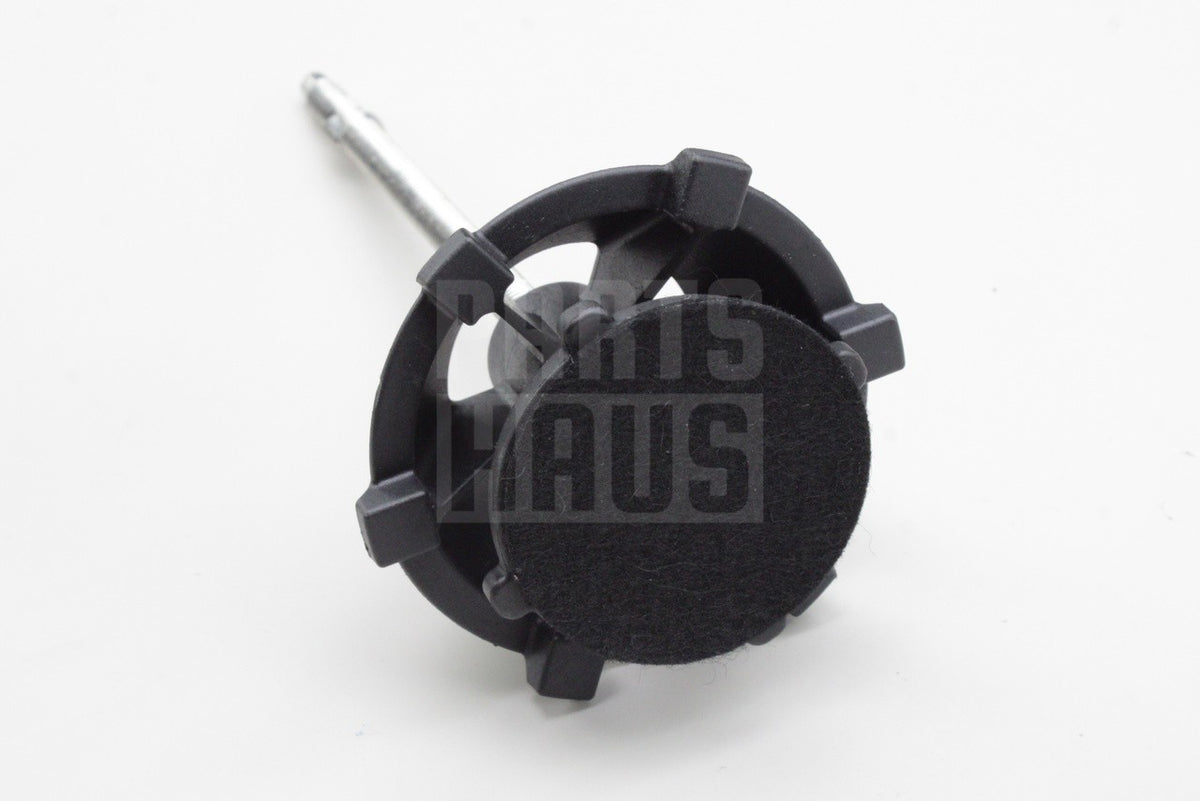 Range Rover 2022-on Range Rover Sport spare wheel securing bolt LR144556