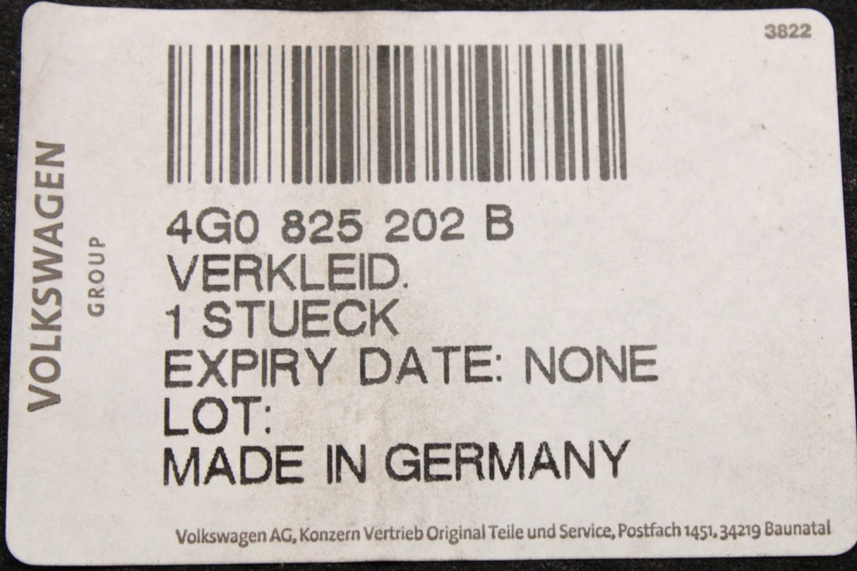 Audi RS6 C7 13-18 RS7 14-18 underbody protection trim (right) 4G0825202B