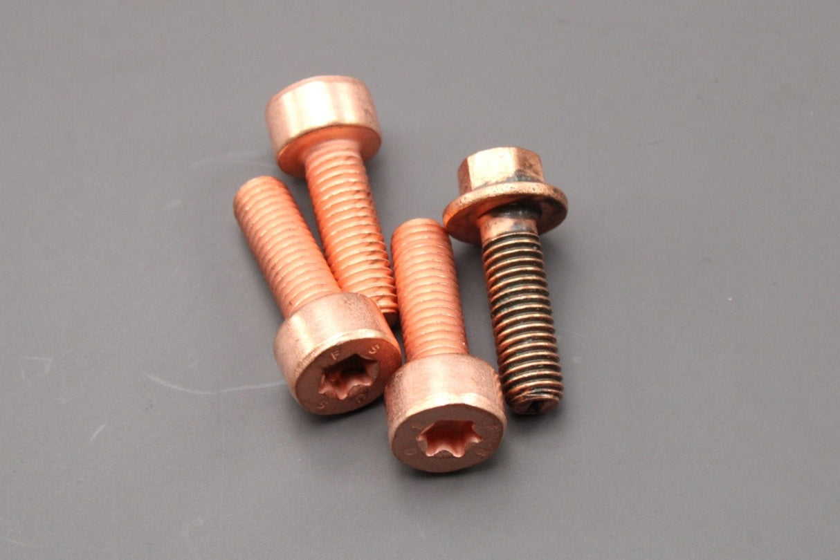 Land Rover Range Rover 2.0L diesel turbocharger gasket kit LR112419