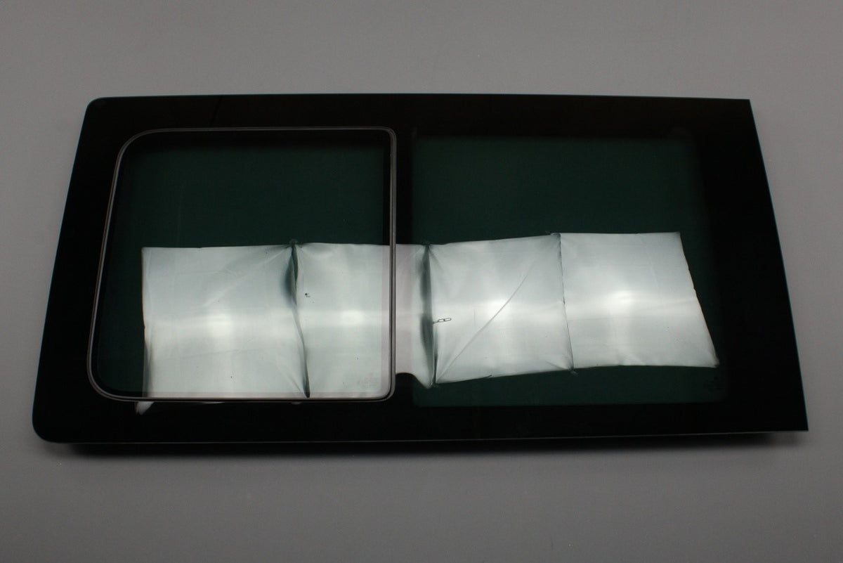 VW Transporter T5.1 T6 T6.1 tinted sliding window (left) 7E0847757AA 9B9, view 1