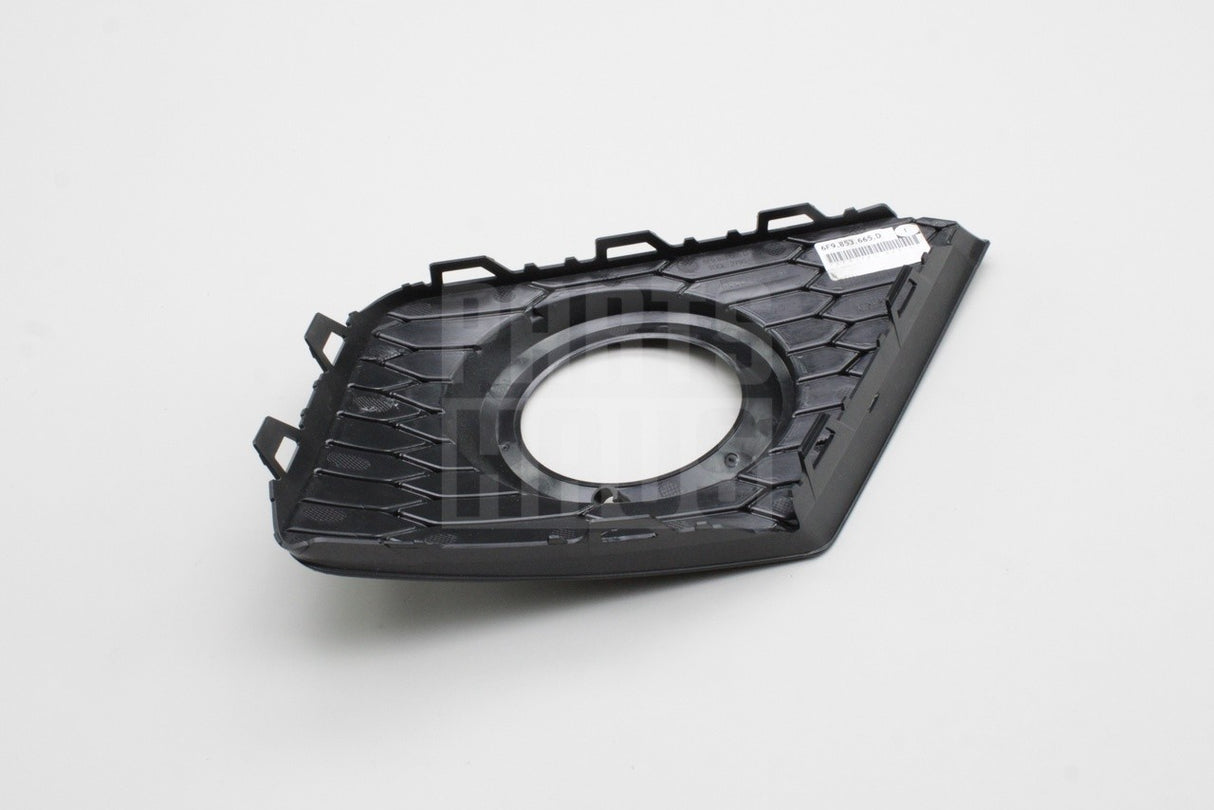SEAT Arona 2018-on front fog light grille trim (left) 6F9853665D 9B9