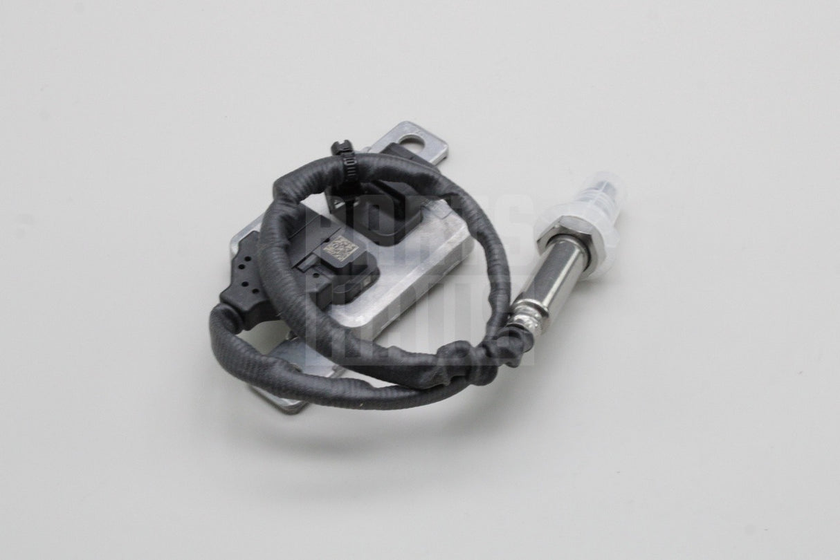 Audi A4 A6 A7 08-16 3.0 TDI V6 exhaust NOx sensor 8K0907807N