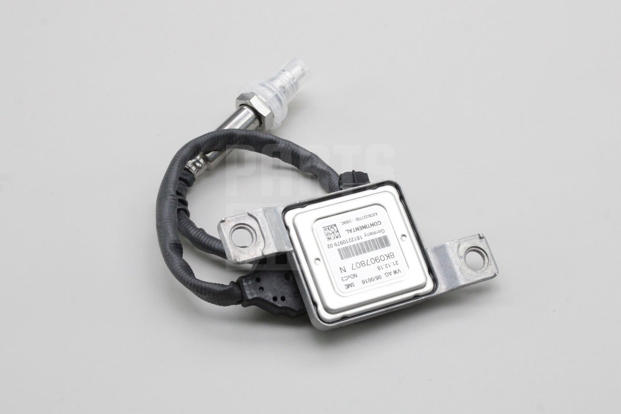 Audi A4 A6 A7 08-16 3.0 TDI V6 exhaust NOx sensor 8K0907807N
