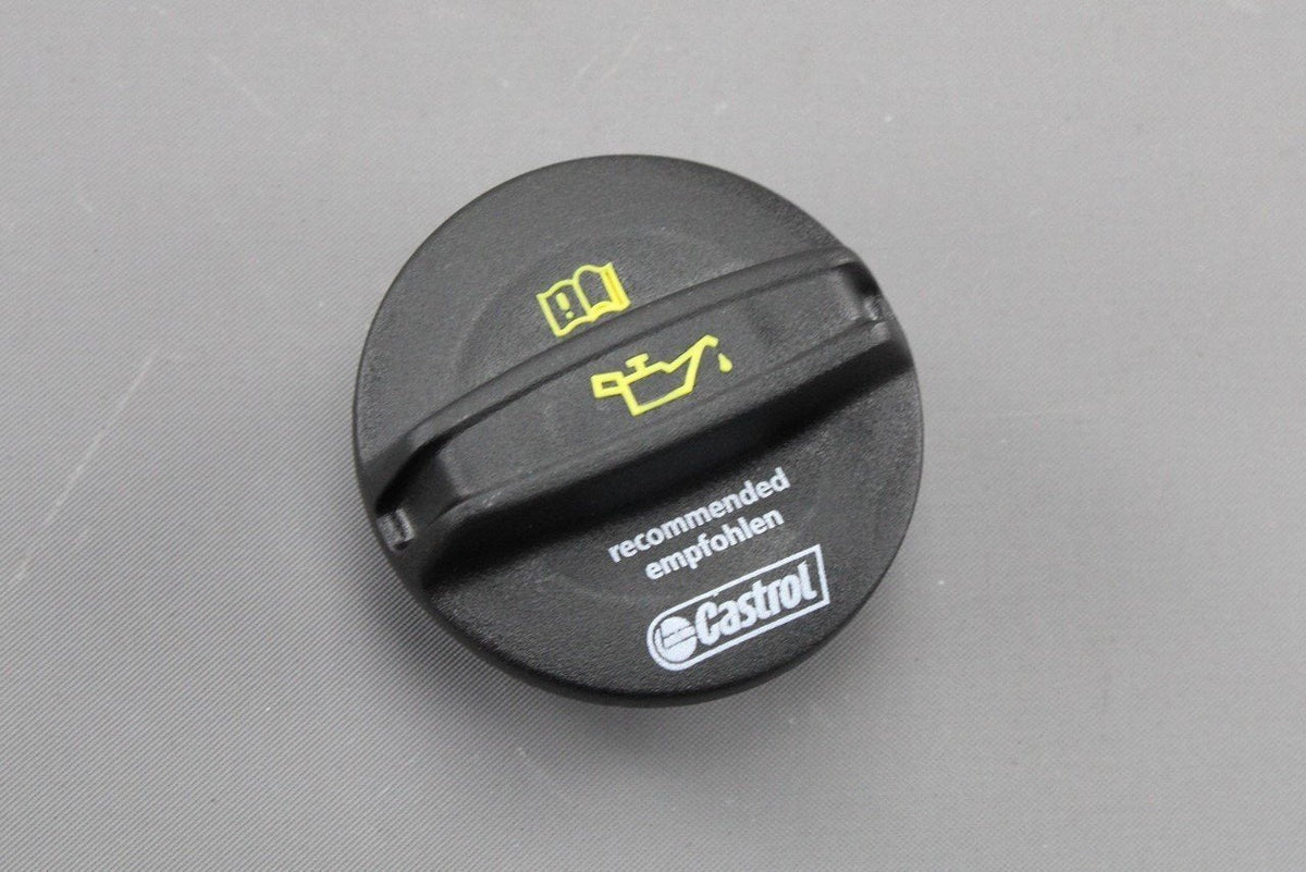 VW Audi Skoda SEAT various models engine oil filler screw cap 06K103485A, view 1