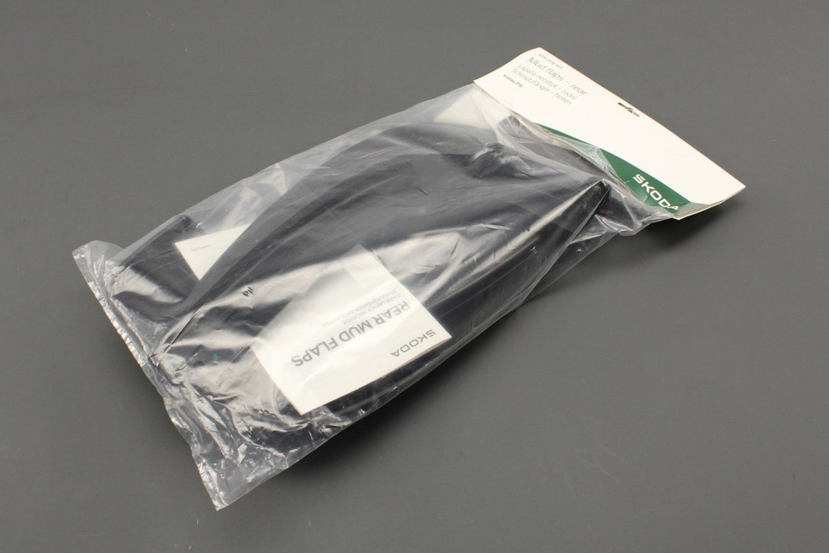 Skoda Kodiaq 2024-on accessory mud flaps set (rear) 57H075101, view 1