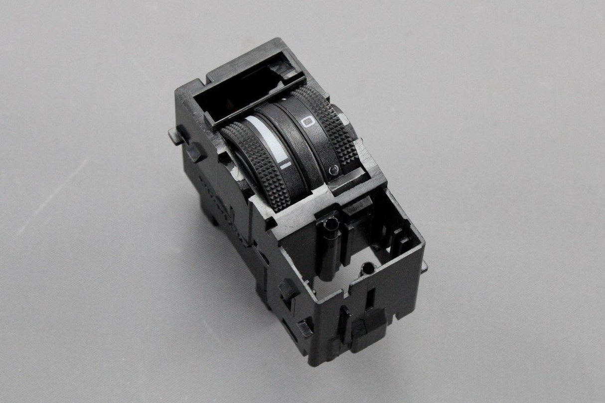 SEAT Leon Altea Toledo headlight range adjustment switch 5P0919094A 3X1