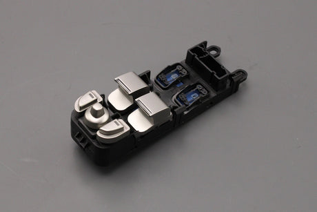 Jaguar XK 2006-2014 drivers door window switches C2P18644