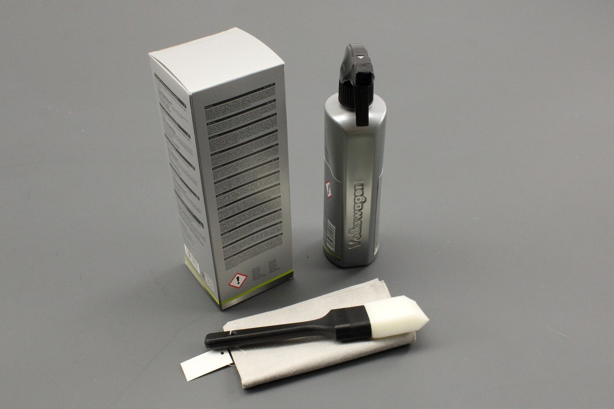 VW Volkswagen alloy wheel cleaning kit 000096353D