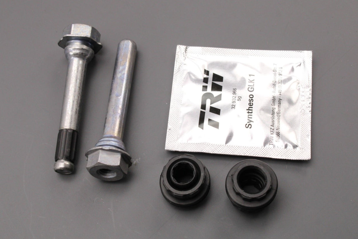 Land Rover Range Rover brake caliper pin and boot kit LR020489