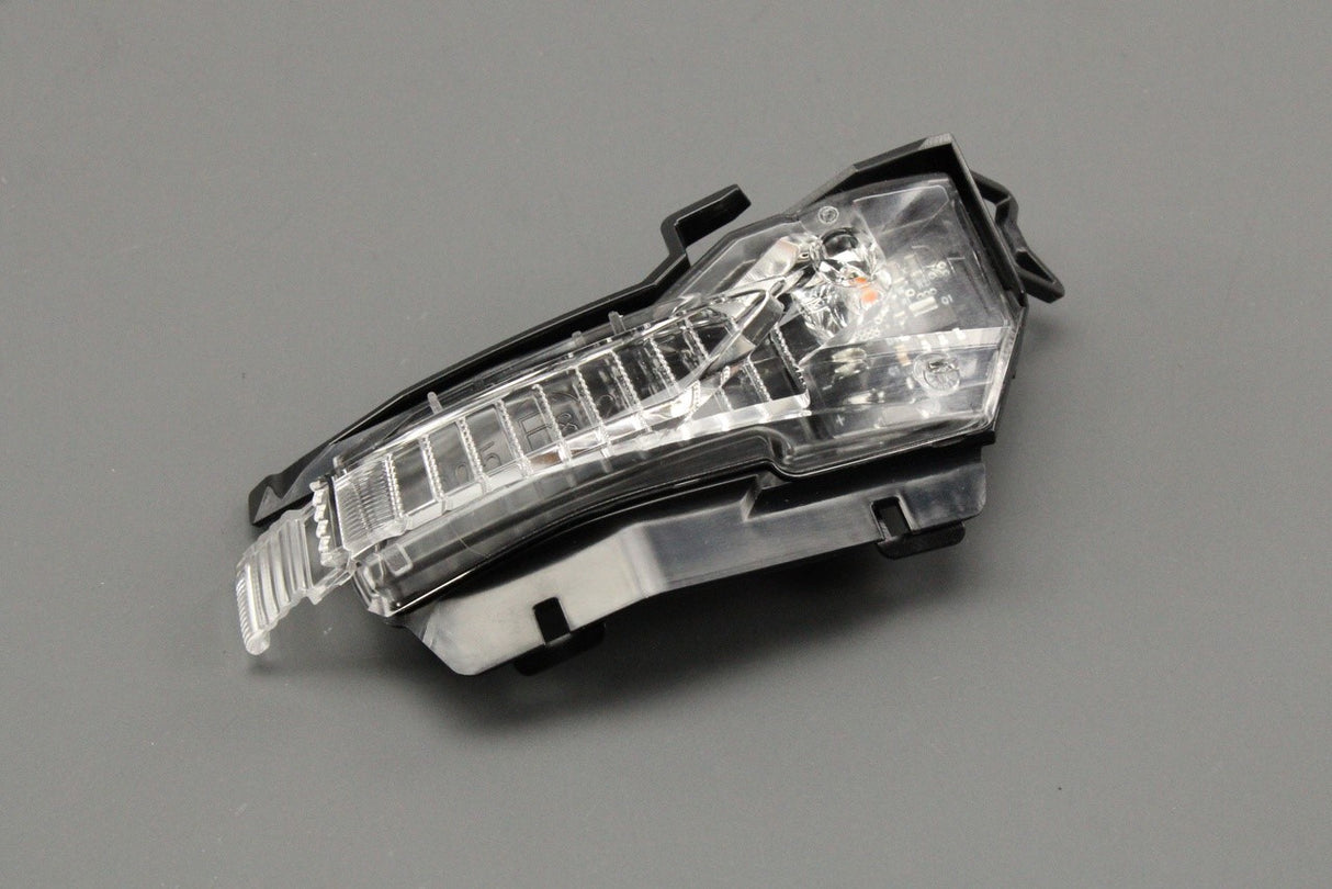 Skoda Fabia 2022-on wing mirror indicator unit (right) 6VA949102