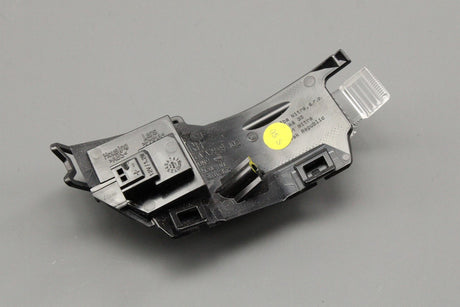 Skoda Fabia 2022-on wing mirror indicator unit (right) 6VA949102