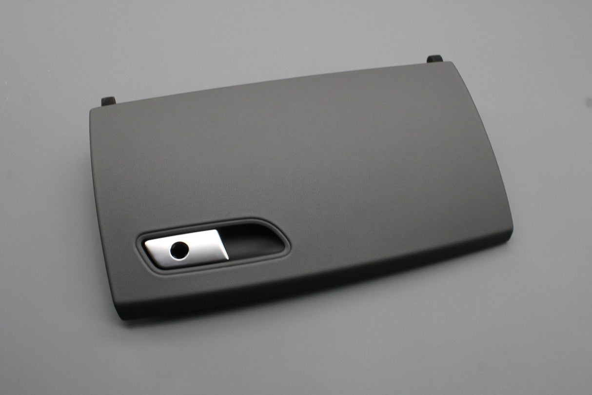 Audi A6 2015-18 A7 RS7 14-18 RHD glovebox compartment lid 4G8857123 24A