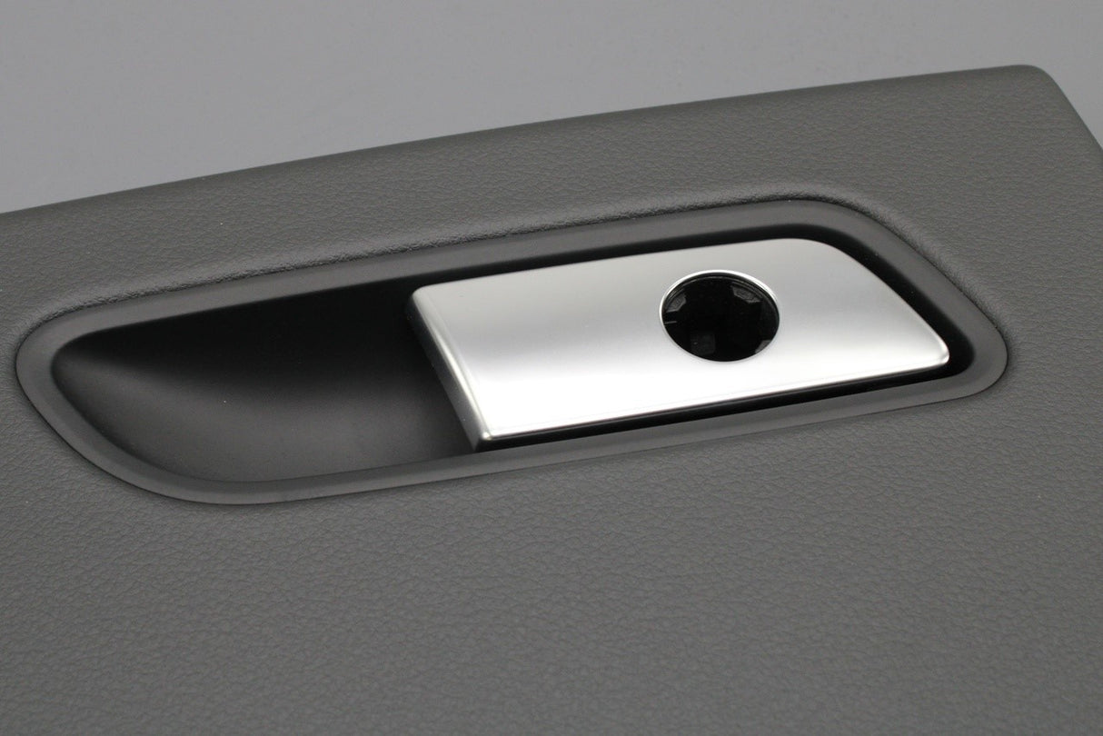 Audi A6 2015-18 A7 RS7 14-18 RHD glovebox compartment lid 4G8857123 24A
