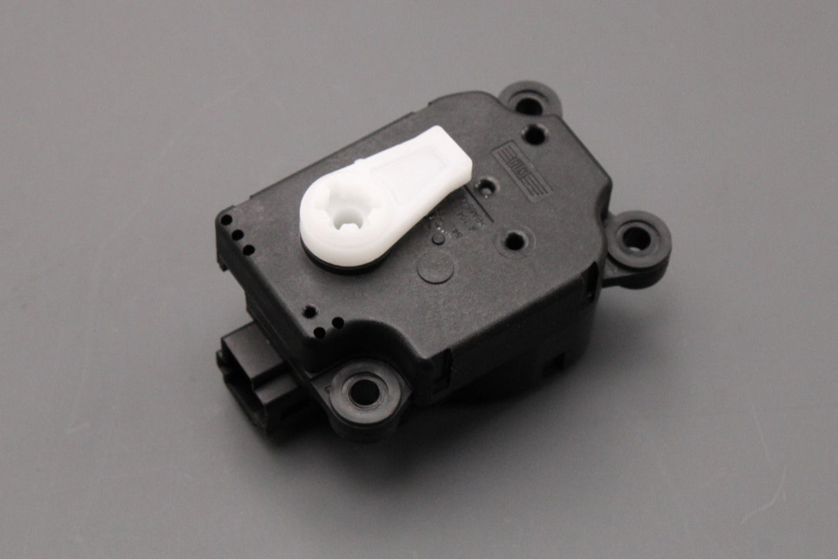 Land Rover Discovery 4 2010-2016 heater control motor (left) LR041273