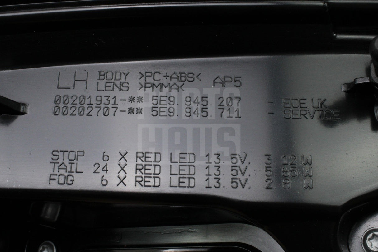 Skoda Octavia Estate 2018-2021 rear tail light (left) 5E9945711