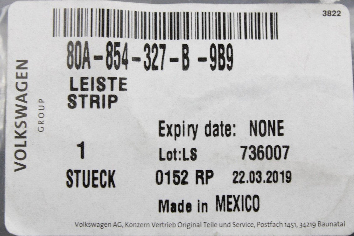 Audi Q5 2018-on windscreen water deflector strip left 80A854327B 9B9