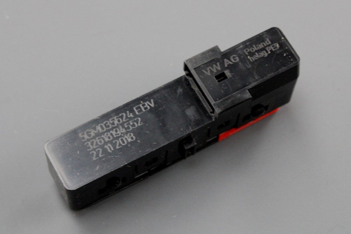 VW Golf MK7 Skoda Karoq 13-on control panel for telephone 5GM035624 EBV