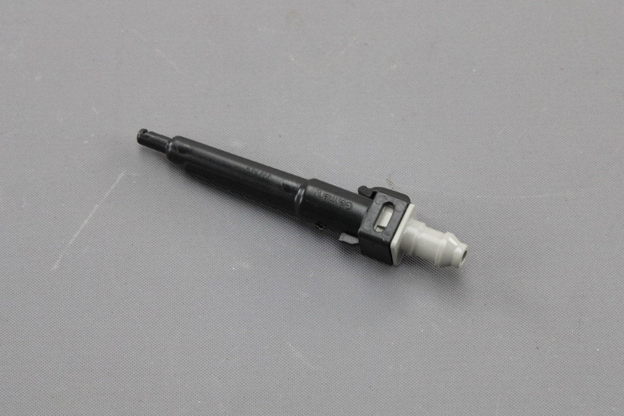 VW Audi A4 RS6 Skoda SEAT reversing camera washer jet nozzle 8W9955993A