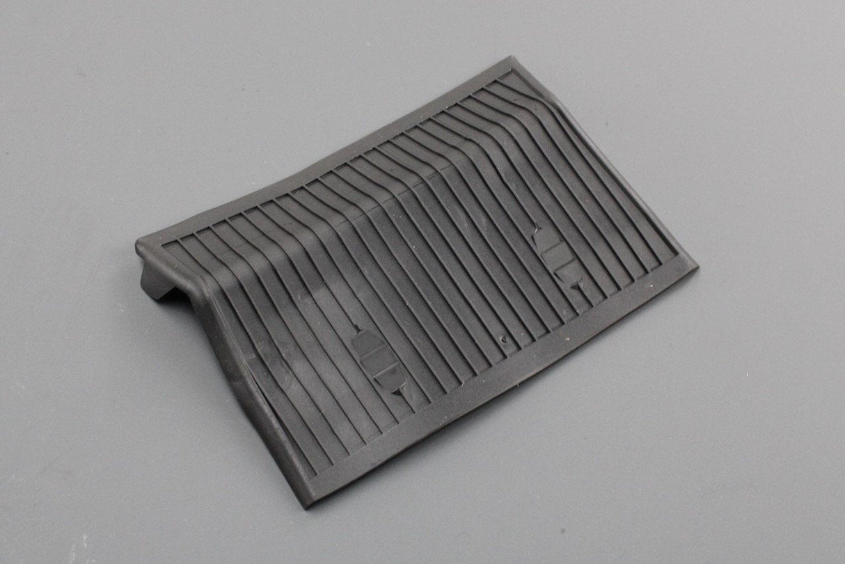 VW Golf Plus Tiguan 2008-2016 stowage compartment insert 5N2863328A 82V