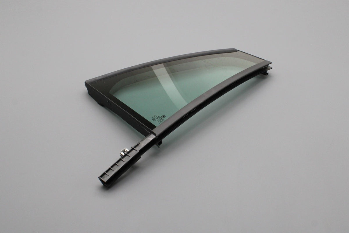 Skoda Superb Estate 15-24 rear door side window (right) 3V9845214F 5AP, view 1
