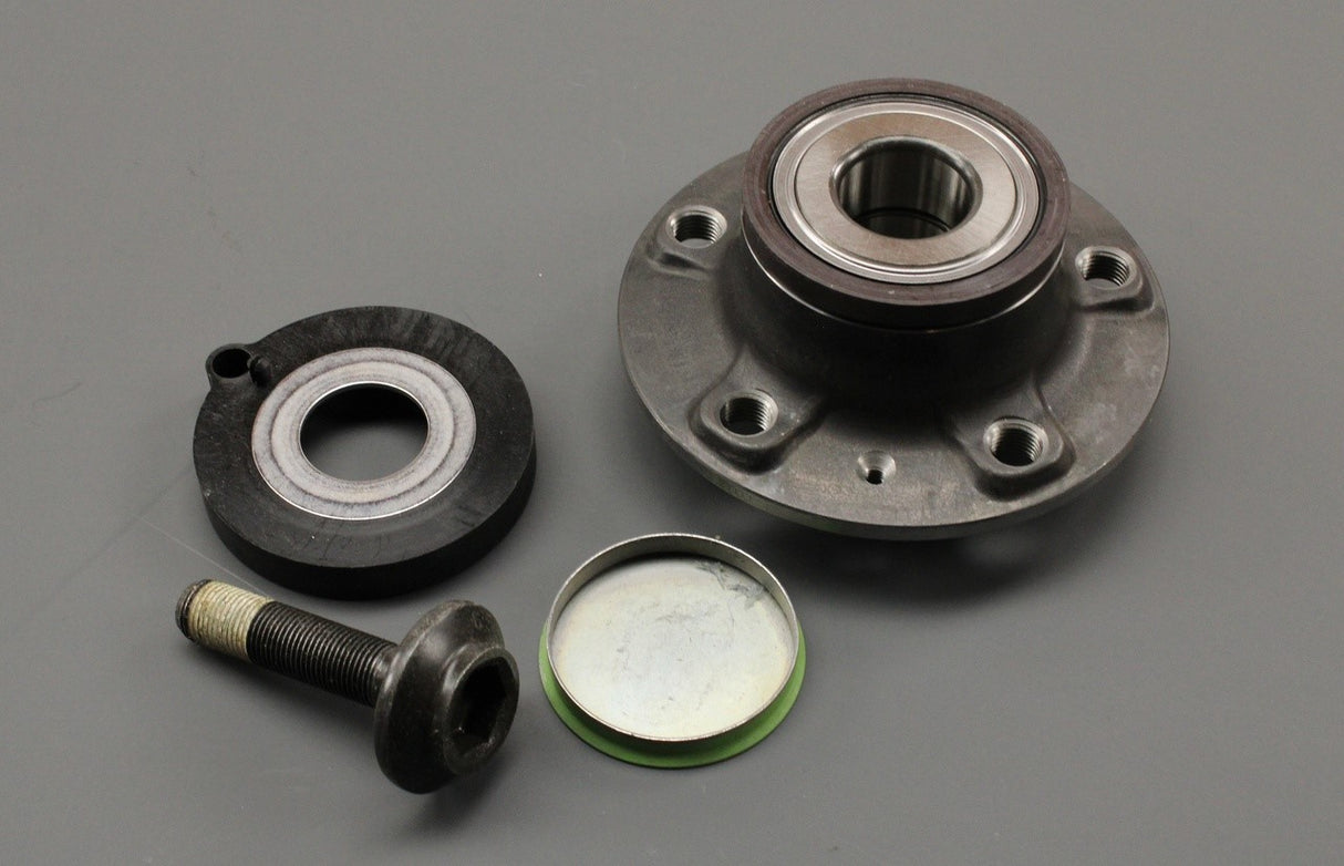 Audi A4 B8 2008-15 A5 2010-17 A6 2008-16 wheel bearing (rear) 8K0598611A
